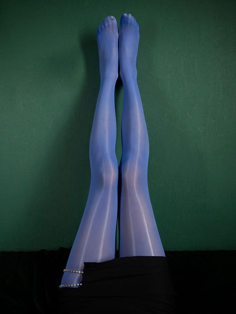 Fashion Show Themes, Blue Stockings, Legs Outfit, Blue Tights, Ellen Von Unwerth, Colored Tights, Silk Stockings, Steven Meisel, Fashion Tights