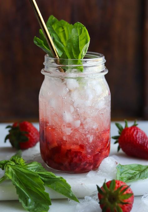 I love how simple it is to make delicious mocktails! This Strawberry Basil Smash Mocktail is non-alcoholic of course and has no sugar or anything artificial added to it, so it's great for your Whole30 or your Food Freedom! It's made with strawberries, Lacroix sparkling water and fresh basil -- that's it! Make in 5 minutes and sip all summer long! Alcoholic Drinks At Home, Strawberry Basil Smash, Strawberry Basil Cocktail, Basil Cocktail, Basil Smash, Coconut Mojito, Cocktail Names, Strawberry Basil, Non Alcoholic Cocktails