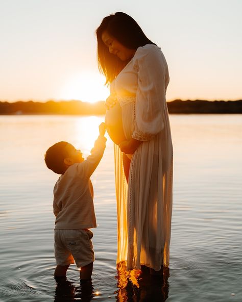 Big brother incoming…🧡 Photoshoot With Brother, Maternity Photo Shoot Ideas, Brother Photos, Maternity Photo Shoot, Photo Shoot Ideas, Maternity Photoshoot, Pregnancy Shoot, Maternity Pictures, Pregnancy Photoshoot