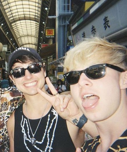 Sam Golbach And Colby Brock, Sam Golbach, Colby Brock, Sam And Colby, Colby, So Cute, The World, Music