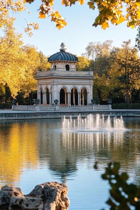 "🌳🇪🇸 Relax in Madrid’s Retiro Park! Wander through beautiful gardens, sail on the lake, and enjoy vibrant cultural events in this central green haven. 🌸🚤 #RetiroPark #Madrid #CityPark" Retiro Park Madrid, Retiro Park, Cultural Events, Green Space, Madrid Spain, Park City, Beautiful Gardens, Morocco, Sailing