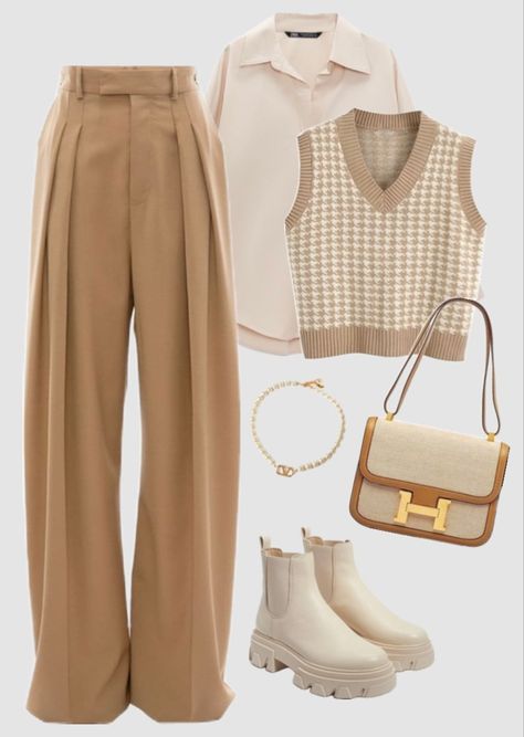 beige, cream and brown fall/ autumn outfit Style With Cream Pants, Khaki Trousers Outfit Aesthetic, Beige Brown Outfit Aesthetic, Brown And Creme Outfit, Cream And White Outfits For Women, Brown Theme Outfit, Tan And Cream Outfits, Outfits With Beige Trousers, Cream Set Outfit