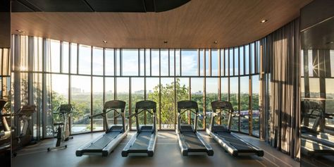 Ruang Gym, Diy Home Spa, Fitness Center Design, Home Made Gym, Clubhouse Design, Home Spa Day, Gym Center, Gym Facilities, Hotel Gym