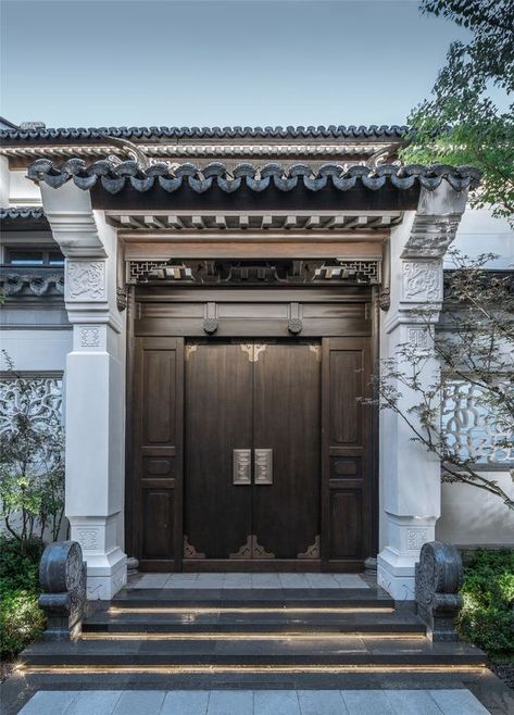 Chinese Mansion, Ruangan Studio, China House, Asian House, Lucas Wong, Chinese House, China Architecture, Asian Architecture, Door Gate Design