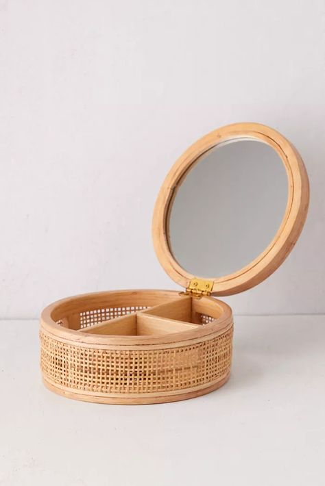 Rattan Jewelry, Diy Projects Wood, Dekorasi Bohemia, Wood Working Ideas, Wood Crafts Diy, Room Inspiration Bedroom, Dream House Decor, Aesthetic Room Decor, Diy Wood