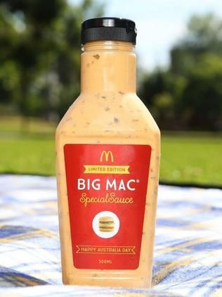 Mcdonald's Big Mac, Secret Sauce Recipe, Big Mac Sauce Recipe, Mac Sauce Recipe, Big Mac Sauce, Mac Sauce, Special Sauce, Copykat Recipes, Burger Sauce