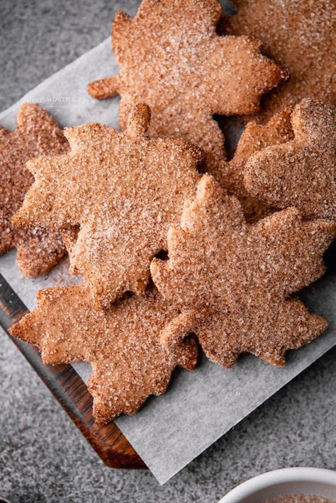 Fall is a favorite time of year because cinnamon smells so good when it's being baked, which is why these Cinnamon Cookies are always a hit! Easy Cinnamon Cookies, Cinnamon Cookies Recipe, Cinnamon Cookies Recipes, Vanilla Bean Cupcakes, Cinnamon Sugar Pretzels, Fall Cookie Recipes, Cinnamon Honey Butter, Cinnamon Coffee Cake, Cinnamon Cookies