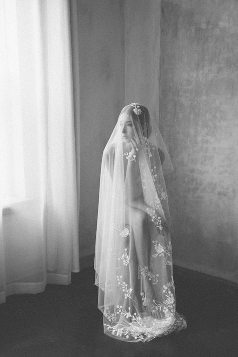 Vienna Wedding, Website Aesthetic, Floral Wedding Veils, Ivory Wedding Veils, French Chateau Wedding, Floral Veil, Modern Wedding Gown, Chateau Wedding, Photoshoot Idea