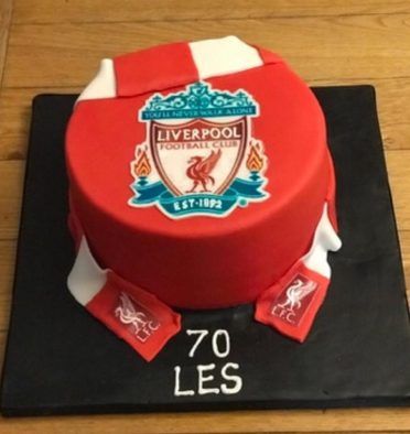 Liverpool FC cake Lfc Birthday Cake, Liverpool Cake Design, Football Cake Liverpool, Liverpool Theme Birthday Party, Liverpool Birthday Party Ideas, Liverpool Party Ideas, Liverpool Birthday Cake For Men, Liverpool Cake Ideas Birthday, Liverpool Birthday Cake