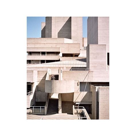 The Royal National Theatre by Denys Lasdun Space Habitat, Drawing Subjects, Brutalist Concrete, Photography Buildings, Constructivism Architecture, Architecture Cool, Location Design, Brutalism Architecture, Brutalist Buildings