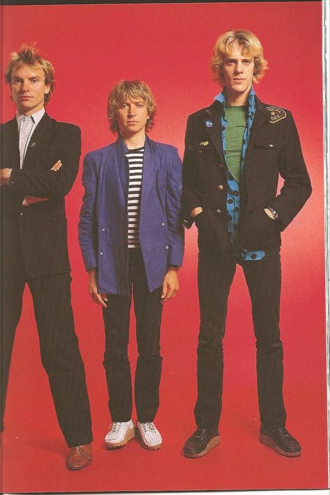 Sting Musician, Rockstar Outfits, Stewart Copeland, The Police Band, Andy Summers, Piano Music Lessons, Awkward Photos, Classic Rock And Roll, Rock And Roll Bands