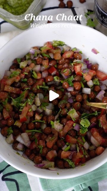 Easy Chaat Recipes, Chana Salad Recipe, Chana Salad, Cooking Pictures, Chana Chaat Recipe, Chana Recipe, Chana Chaat, Feeling Healthy, Chaat Recipe