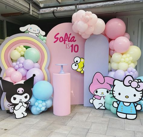 Sofia is TEN🩷 #hellokittyparty #hellokittytheme #hellokitty #sanrioparty #sanriotheme #hellokittyandfriends #10thbirthday #ten… | Instagram Hello Kitty Paint Party, Hello Kitty Bday Decorations, Hello Kitty 4th Birthday Party, Hello Kitty Garland, Sanrio Balloon Arch, Sanrio Birthday Decor, Hello Kitty Friends Birthday Party Ideas, San Rio Birthday Theme, Hello Kitty Slumber Party