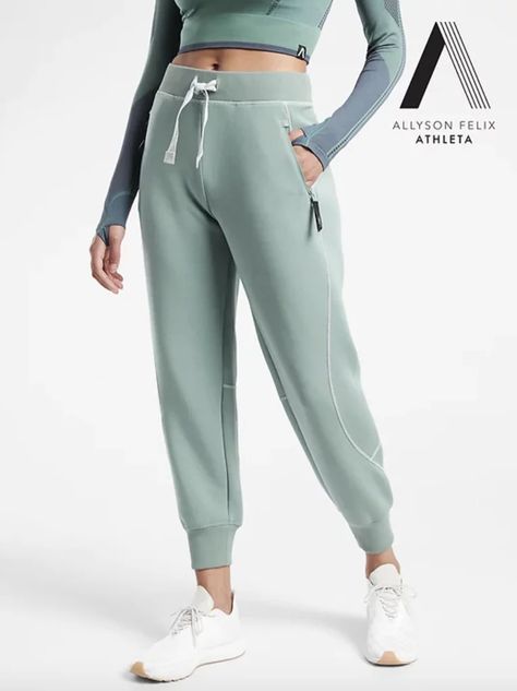 Legend Travel Sweatpant Workouts At The Gym, Allyson Felix, Gym Studio, Sports Wear Women, Fit Couples, Cool Outfits For Men, Knitting Girls, Grey Pants, At The Gym