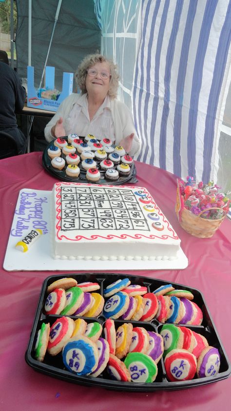 80th Birthday Bingo Balls Cookies- by Shannon Bingo Themed Desserts, Bingo Birthday Party Theme For Adults, Diy Bingo Party Decorations, Grandma Birthday Party Theme, Elderly Party Theme, Bingo Centerpiece Ideas, Bingo Themed Party Ideas, Bingo Party Decorations Ideas, Bingo Theme Party