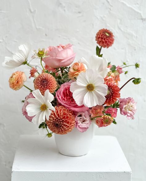 All Posts • Instagram Pink Dahlia Bouquet, Dahlia Wedding Bouquets, Dahlia Bouquet, Pink Dahlia, Pink Bouquet, Winery Weddings, Flower Photos, Floral Bouquets, Dahlia