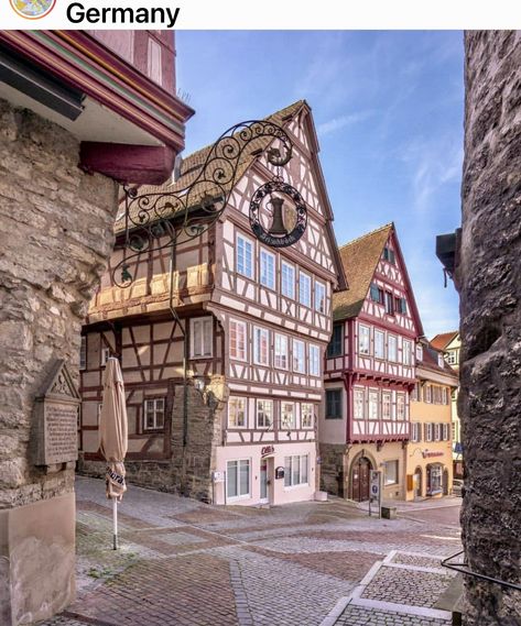 Medieval Germany, German Houses, Germany Vacation, Map Of Europe, Medieval Houses, Europe Map, Medieval Town, Beautiful Places To Visit, Best Cities