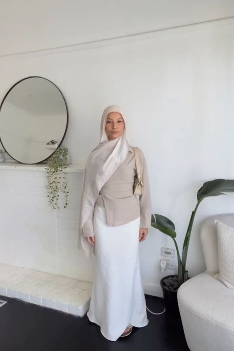 Hijabi Drip, Hijabi Summer, Holiday Fits, White Skirt Outfits, Stylish Outfits Casual, Modest Summer Fashion, Hijab Fashion Summer, Hijabi Fits, Modest Tops