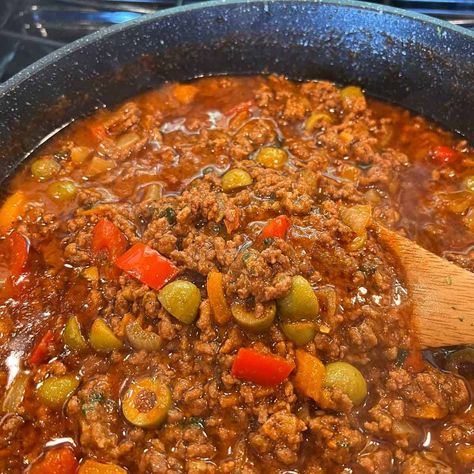 Puerto Rican Style Picadillo Recipe: Easy to make at home Puerto Rican Chuck Roast Recipes, Picadillo Puerto Rican, Picadillo Recipe Puerto Rican, Picadillo Recipe Mexican Authentic, Carne Guisada Recipe Puerto Rican, Puerto Rican Beef Stew Recipes, Puerto Rican Carne Guisada, Easy Picadillo Recipe, Puerto Rican Picadillo Recipe