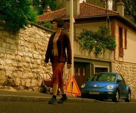 Amélie Poulain Aesthetic, Gamine Style, Future Style, Fashion Journals, Movies Outfit, Extraordinary Life, Aesthetic Movies, Amelie, Aesthetic Outfits