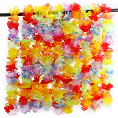 Hawaiian Themed Party, Lake Party, Hawaiian Party Theme, Flower Lei, Hawaiian Christmas, Ra Ideas, Hawaiian Party, Hawaiian Beach, Hawaiian Beaches