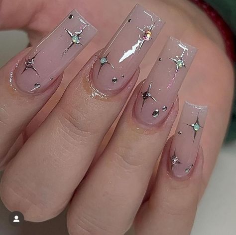 Simple Pink And Silver Nails, Pink Nails With Silver Chrome, Square Nails Star Design, Square Acrylic Nails Stars, Girly Acrylic Nails Square, Square Nail Designs Pink, Light Pink And Silver Nails, Square Nails With Stars, Hoco Nails Silver