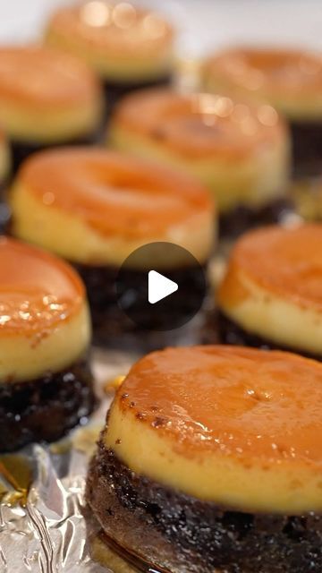 Claudia on Instagram: "Looking for a super easy and delicious dessert? Well since celebrations are just around the corner, I want to share with you how to make the best MINI CHOCOFLANS it makes the perfect bite size dessert. Now let me tell you I shared with you my original recipe 6 years ago and it’s been a staple in many of your homes, when I first shared this recipe a lot of you didn’t like the way I do it, but let me tell you this gives you a clean separation between the flan and cake and most importantly the cake is not over baked! 

‼️make sure not to fill up the muffin cups all the way!! 

Ingredients: this makes 1 whole chocoflan, 12 jumbo muffins or 48 mini 
1/4 cup whipped cream cheese
5 eggs
1 evaporated can
1 condensed can
1 tbsp Mexican vanilla blend
1 triple chocolate fudge c Mini Chocoflan Recipe, Mini Choco Flan Recipe, Mini Flan Cups, Chocoflan Recipe Mexican, Mini Flan Recipe, Flan Recipe Mexican, Mini Chocoflan, Mini Flan, Chocoflan Cake