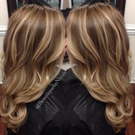 Balayage on long hair/ blonde highlights with curled hairstyle Brown Hair With Highlights And Lowlights, Caramel Brown Hair, Balayage Long Hair, Creamy Blonde, Hair Color Light Brown, Blonde Hair With Highlights, Brown Blonde Hair, Brown Hair With Highlights, Long Blonde