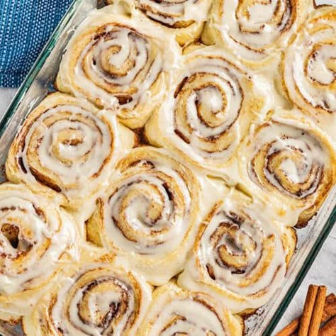 The Best Homemade Cinnamon Rolls Ever! - thestayathomechef.com Best Homemade Cinnamon Rolls, Cinnamon Roll Recipe Homemade, Sweet Roll Recipe, Cinnamon Rolls Easy, Best Cinnamon Rolls, Homemade Cinnamon Rolls, Breakfast Sweets, Cinnamon Rolls Homemade, Homemade Dinner