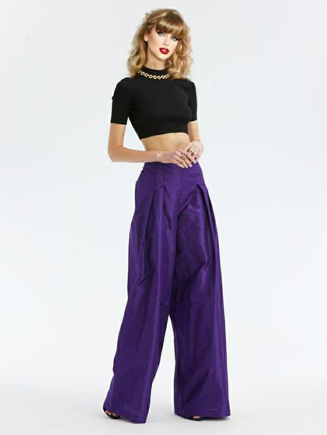 Statement Pants, Barbie Sewing, Nylon Pants, Silk Taffeta, Everyday Style, Parachute Pants, Everyday Fashion, Wide Leg Pants, Red Carpet