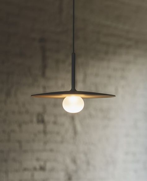 Vibia on Instagram: "Suspended from a cable, the TEMPO pendant lamp features a round blown-glass bulb affixed to a spare, disc-shaped shade. The sleek aluminum diffuser picks up the color of the chairs and plays counterpoint to the wood tables in a compelling contrast of tone and texture. 💡 @lievore_altherrdesilepark⁠ ⁠ #vibia #vibiaTEMPO #vibialighting #vibialight #lighting #lightingdesign #lightingideas #lightinginspiration #interiordesign #design #productdesign #interiorarchitecture #archite Vibia Lighting, Disk Light, Wood Tables, Lighting Inspiration, Wood Table, Blown Glass, Lighting Design, Pendant Lamp, Glass Blowing