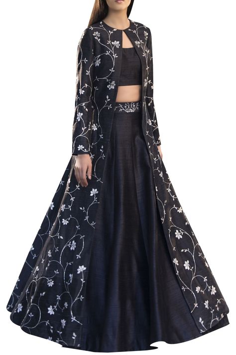 Buy Blue Raw Silk Printed And Embroidered Long Jacket With Blouse & Lehenga For Women by Sana Barreja Online at Aza Fashions. Simple Choli, Banarasi Skirt, Saree Bridesmaid, Skirt Indian, Green Cape, Long Skirt And Top, Classy Skirts, Wedding Indian, Pastel Pattern