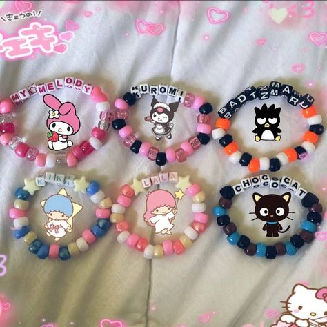 #hellokittycollection #bracelet Hello Kitty And Friends Bracelets, Matching Sanrio Bracelets, Hello Kitty Pony Bead Bracelet, Cute Bracelet Ideas Pink, Kuromi Clay Bead Bracelet, Bracelet Pattern Ideas Beads, Ashnikko Bracelet, Hello Kitty Bracelet Clay Beads, Bracelet Ideas Sanrio