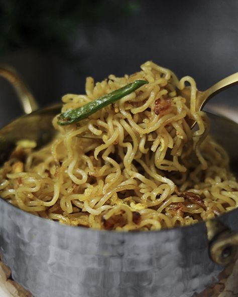 Quick & Easy Stir Fried Maggi Noodles Maggi Noodles, Maggi Recipes, Easy Stir Fry, Asian Grocery, Hot Spicy, Noodle Recipes, Food Videos Cooking, Spicy Recipes, Stir Fry