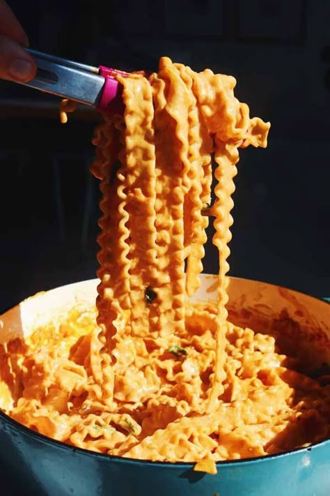 Creamy Gochujang Pasta - Grilled Cheese Social Gochujang Recipe Pasta, Gochujang Chicken Alfredo, Gochujang Mac And Cheese, Gojuchang Pasta, Gochujang Carbonara, Gochujang Recipes, Botanical Cafe, Spicy Vodka Sauce, Gochujang Pasta