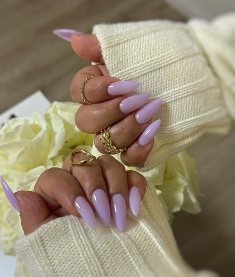 Milky Nails Purple, Purple Milky Nails, Milky Lilac Nails, Milky Green Nails, Pastel Purple Nails Design, Lavender Stiletto Nails, Milky Nails Design, Milky Lavender Nails, Milky Purple Nails