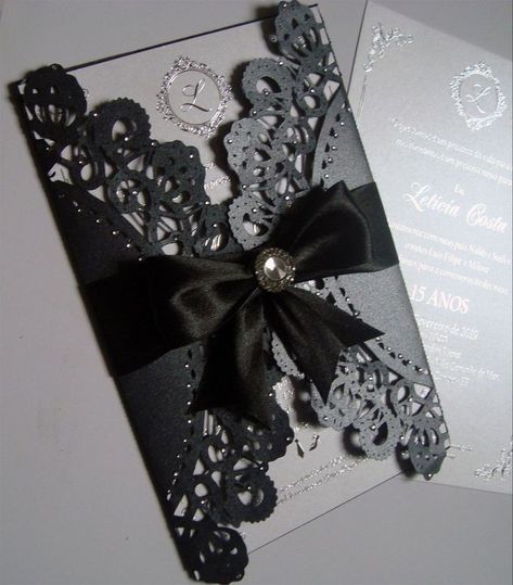 Black Quinceanera Theme, Quinceñera Invitations, Christmas Sweet 16, Fleurs Art Nouveau, Gothic Wedding Theme, Quince Themes, Quinceanera Themes Dresses, Sweet 16 Themes, Masquerade Theme