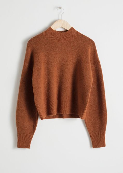 Movie Date Outfit, Rust Sweater, Movie Date, Pullovers Outfit, Mens Fashion Sweaters, Mens Fashion Edgy, Date Outfit, Mens Winter Fashion, Cool Sweaters