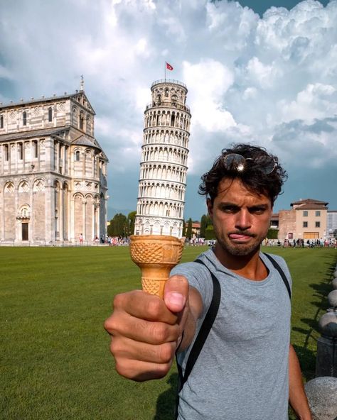 Leaning Tower Of Pisa Pose, Air Asia, Pisa Italy, Tower Of Pisa, Italy Map, Creative Pictures, Italy Photo, Travel Party, Travel Images