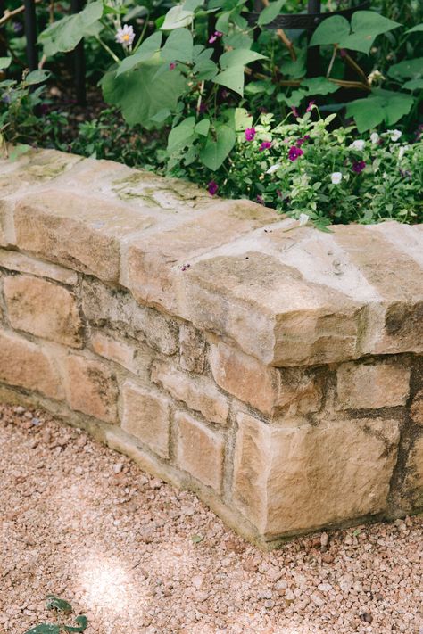 Limestone Garden Bed, Garden Stone Wall Ideas, Raised Stone Garden Beds, Stone Garden Beds, Rooted Garden, Raised Bed Kitchen Garden, Brick Raised Garden Beds, Laundry Garden, Stone Garden Wall