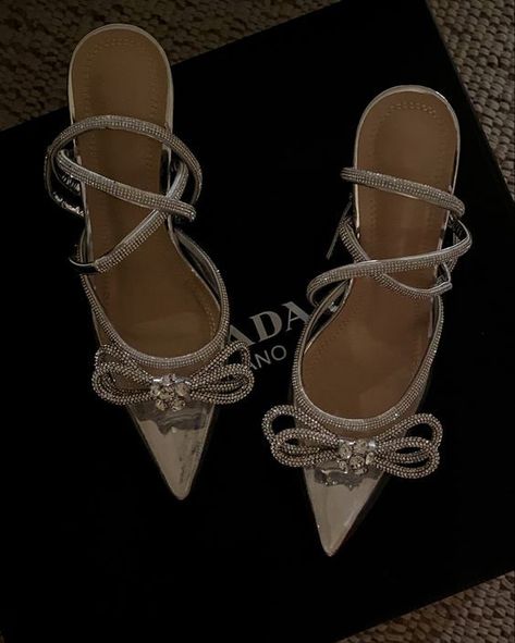 Mach And Mach Heels, Hollywood Heels, Girly Heels, Diamond High Heels, Heels Sparkly, Holiday Heels, Diamond Heels, Crystal Pumps, Beachy Style