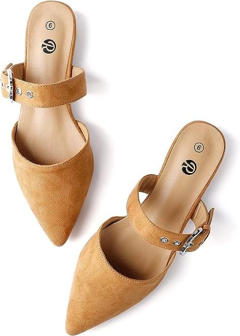 Backless Loafers, Mom Outfit, Flat Mules, Womens Mules, Mom Outfits, Stylish Shoes, Mule Clogs, Wearing Dress, Womens Flats