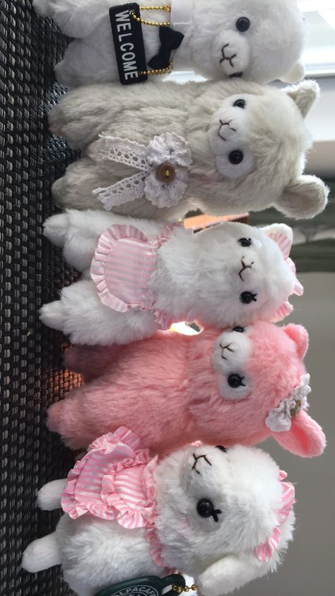 Alpaca Plushie, Llama Stuffed Animal, Llama Plush, Alpaca Toy, Cute Alpaca, Teddy Toys, Baby Pink Aesthetic, Cute Llama, Kawaii Crochet