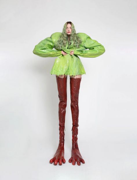 Claws, bums and finger shoes: Beate Karlsson on her unusual but wearable garments Unwearable Fashion, Surrealism Fashion, Unusual Fashion, Finger Shoes, Camp Fashion, Articles Of Clothing, Exquisite Corpse, Textil Design, Nature Fashion