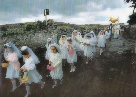 First Communion Irish girls..