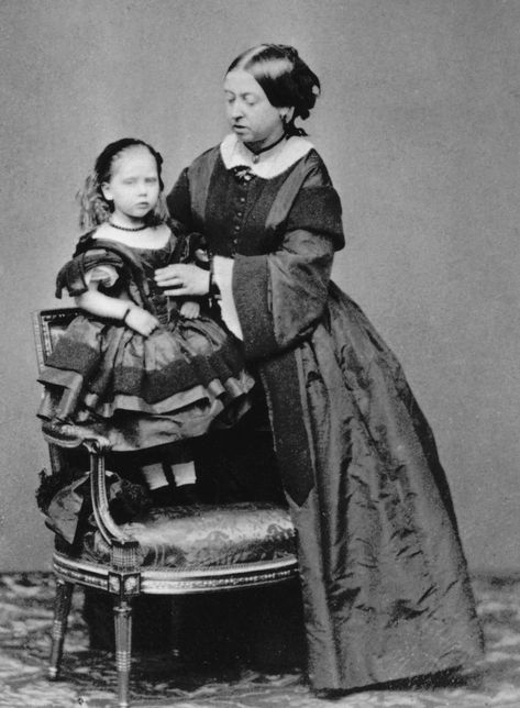 How Did Queen Victoria Really Feel About Her Children? - TownandCountrymag.com