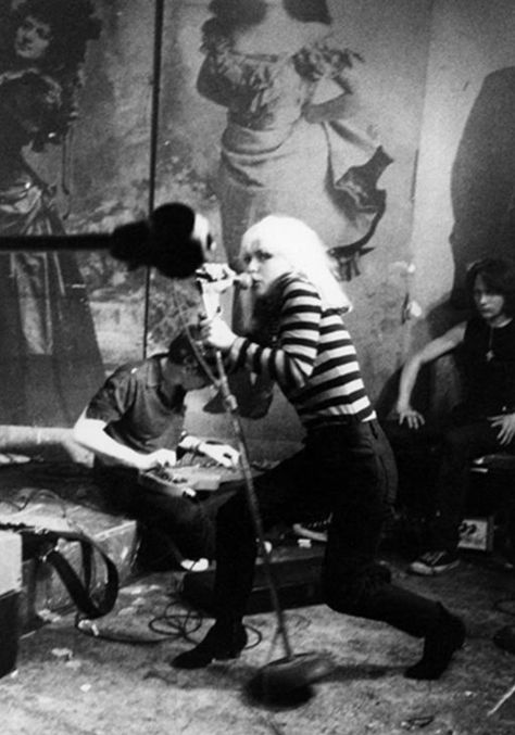 Cbgb New York, 1970s Punk, Garage Punk, Chris Stein, Joey Ramone, Deborah Harry, Photo Star, Blondie Debbie Harry, Sean Penn