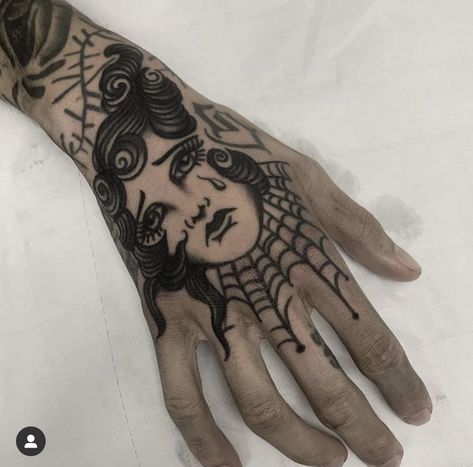 Black Traditional Hand Tattoo, Traditional Tattoo Art Hand, Hand Tattoos For Guys Traditional, Hand Tattoos For Women Traditional, Trad Neck Tattoo, Trad Hand Tattoo, Old School Tattoo Hand, Traditional Tattoos Hand, Old School Hand Tattoo