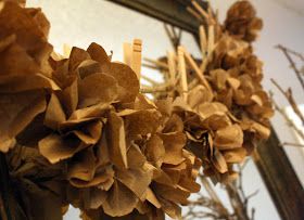 52 Mantels: Lunch Bags Into Paper Flowers Paper Bag Flowers, Lunch Sack, Paper Bag Crafts, Paper Lunch Bags, Fall Bridal Shower, Brown Paper Bag, Paper Flower Tutorial, Lunch Bags, Brown Paper