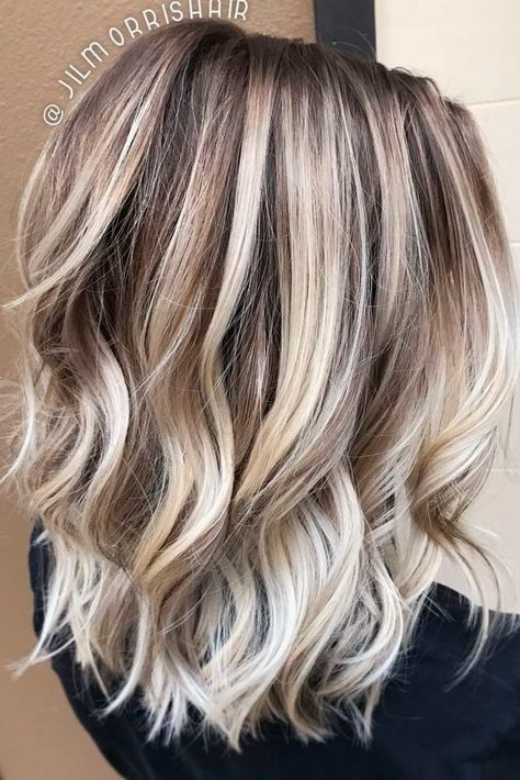 Incredibly Trendy Medium Hair Styles You Need to Know ★ See more: http://lovehairstyles.com/trendy-medium-hair-styles/ Updo Brunette, Ashy Blonde Balayage, Blond Hairstyles, Brunette Medium, Rambut Brunette, Hair Colour Design, Blond Ombre, Balayage Blond, Blonde Balayage Highlights